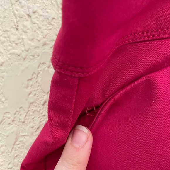 The Limited pink shorts w/ pockets (seams still in) - Picture 8 of 8